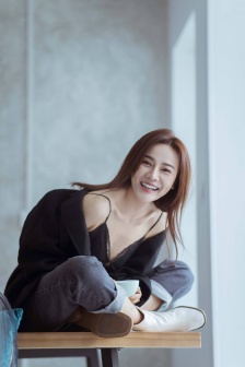 狠婷婷精品无码亚洲中出